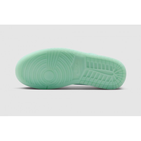 Air Jordan 1 Retro Low OG 'Washed Teal' Wmns 2025 HQ8111-300 Air Jordan 1 Retro Low OG 'Washed Teal' Wmns 2025 HQ8111-300