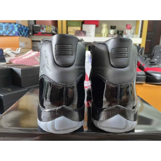 Comme des GarçOns x Jordan 11 Retro 'Black' 2026 IV7639-001