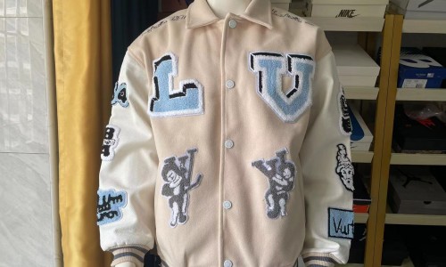 LV clothes kickbulk luxury retail wholesale free shipping