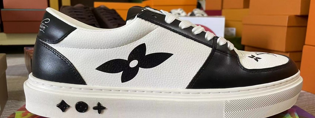 LV Trainer sneakers white black kickbulk shoes retail wholesale reviews LV Trainer sneakers white black kickbulk shoes retail wholesale reviews