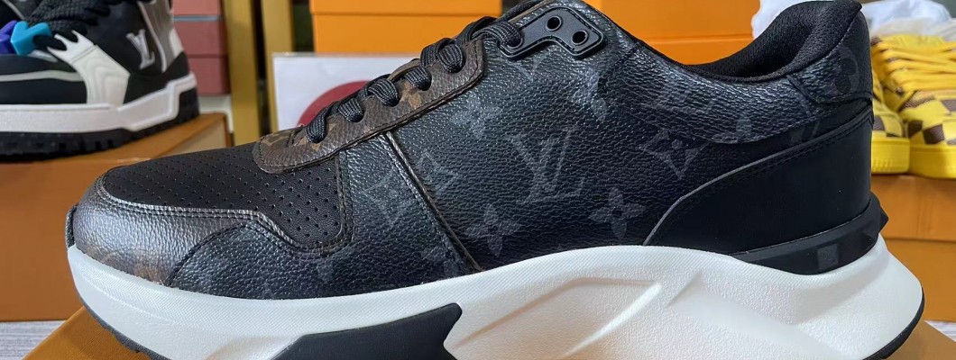 LV black shoes Kickbulk sneaker retail wholesale reviews LV black shoes Kickbulk sneaker retail wholesale reviews