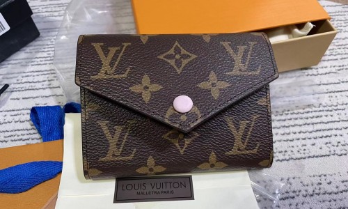 Card holder wallet belt Kickbulk luxury retail whoelsale reviews