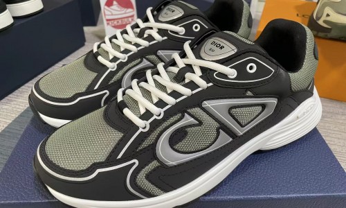 DIOR shoes Kickbulk luxury sneaker retail reviews