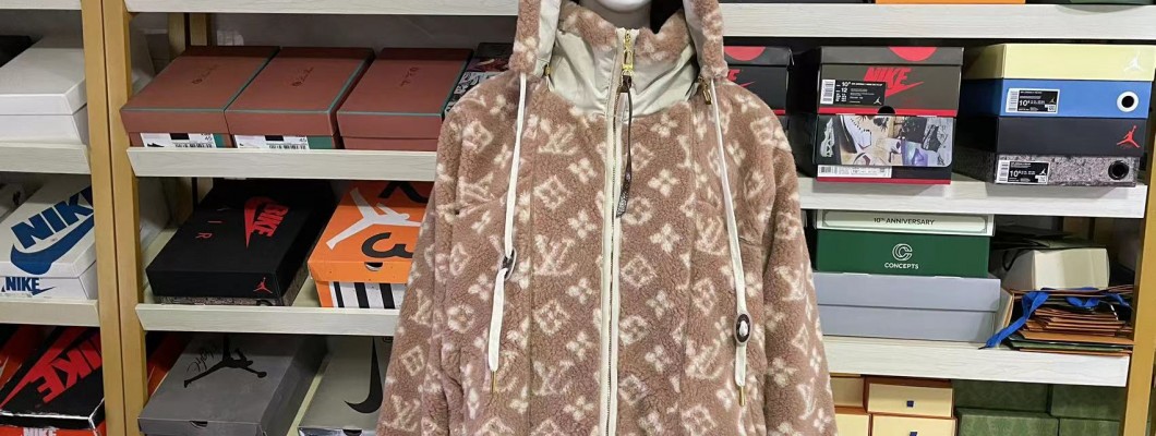 Outerwear coats jackets  down jackets kickbulk luxury clothes retail reviews