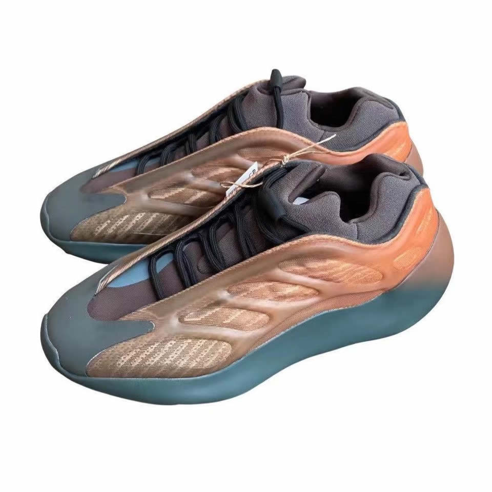 Adidas Yeezy Boost 700 V3 Copfad Gy4109 3 - kickbulk.cc
