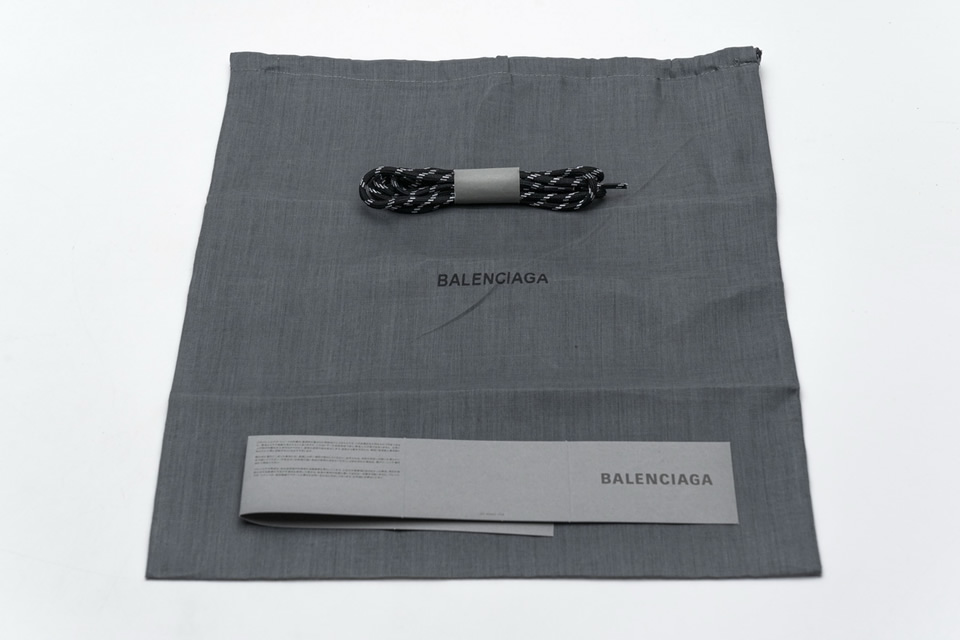 Balenciaga Triple S Letter Black 524039w09e12021 20 - kickbulk.cc