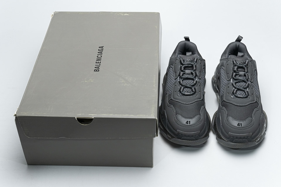 Balenciaga Triple S Dark Grey 541624w2ga11601 5 - kickbulk.cc