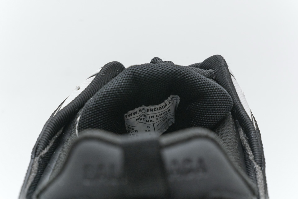 Balenciaga Track 2 Sneaker Black White 570391w2gn31090 19 - kickbulk.cc