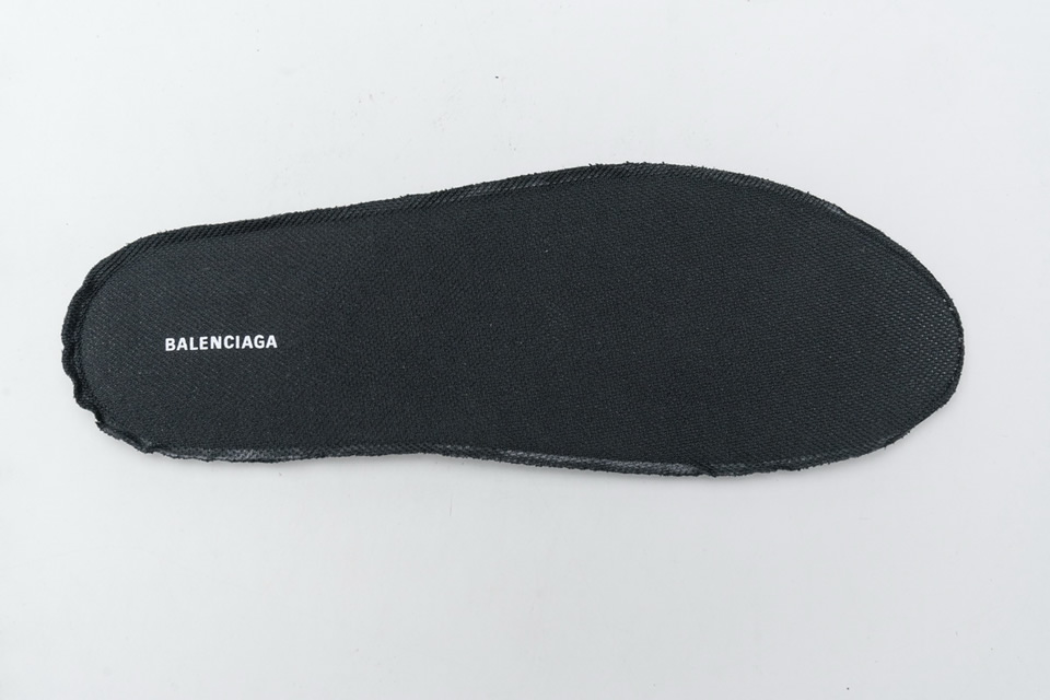 Balenciaga Track 2 Sneaker Black White 570391w2gn31090 20 - kickbulk.cc
