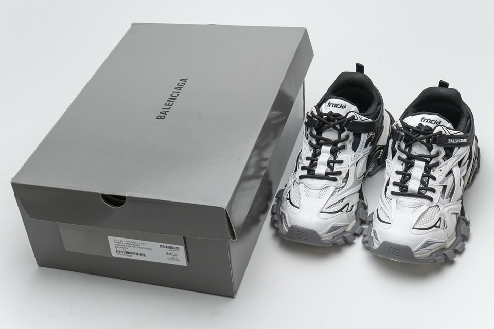 Balenciaga Track 2 Sneaker Black White 570391w2gn31090 5 - kickbulk.cc