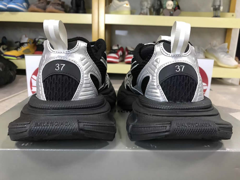 Balenciaga Runner Sneaker Black Silver 734733w3rb50218 5 - kickbulk.cc