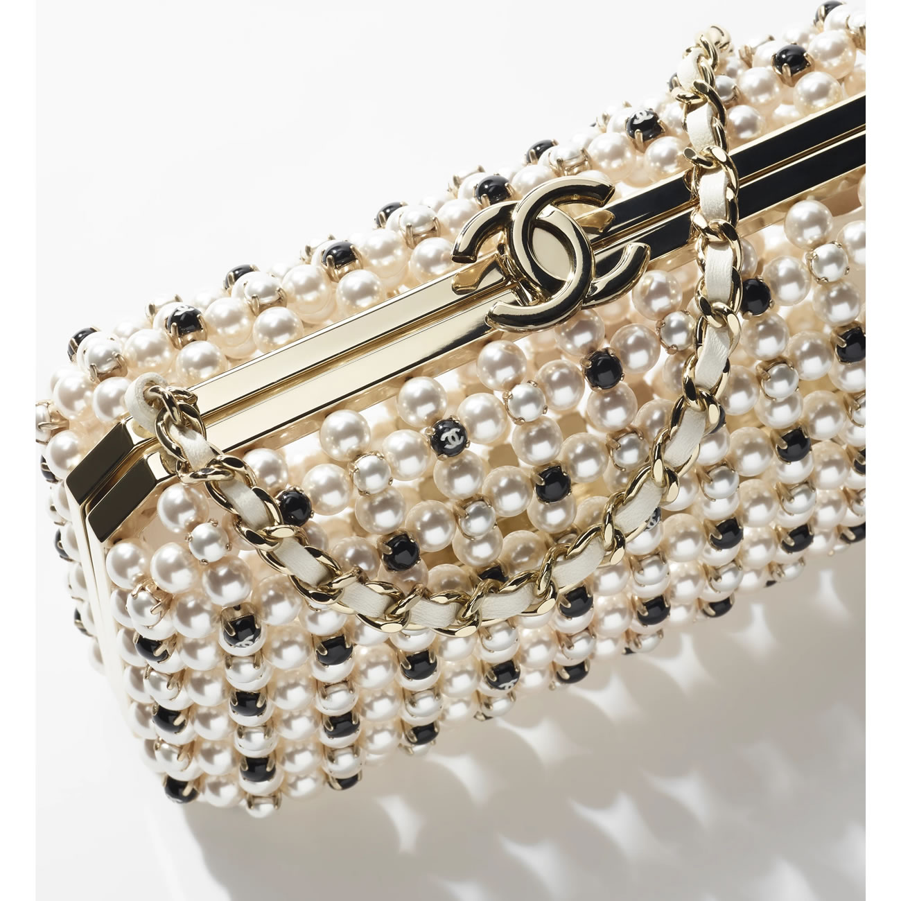 Chanel Evening Bag 23 - kickbulk.cc