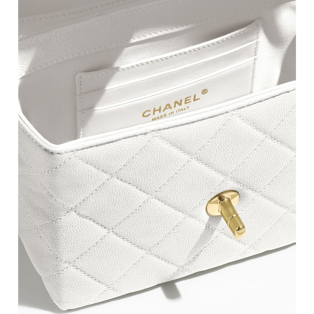 Chanel Small Vanity Case 33 - kickbulk.cc