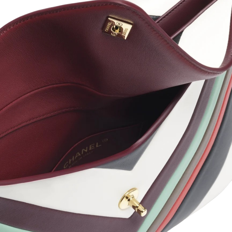 Chanel Large Hobo Bag4 - kickbulk.cc