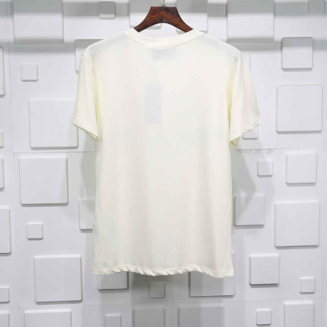 Gucci Black White Crossbar T Shirt Printing Pure Cotton 6 - kickbulk.cc