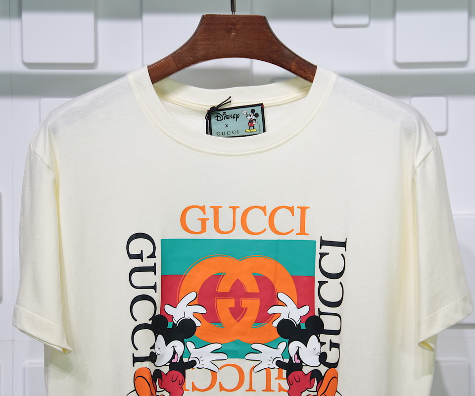Gucci Mickey T Shirt Creamy White 7 - kickbulk.cc