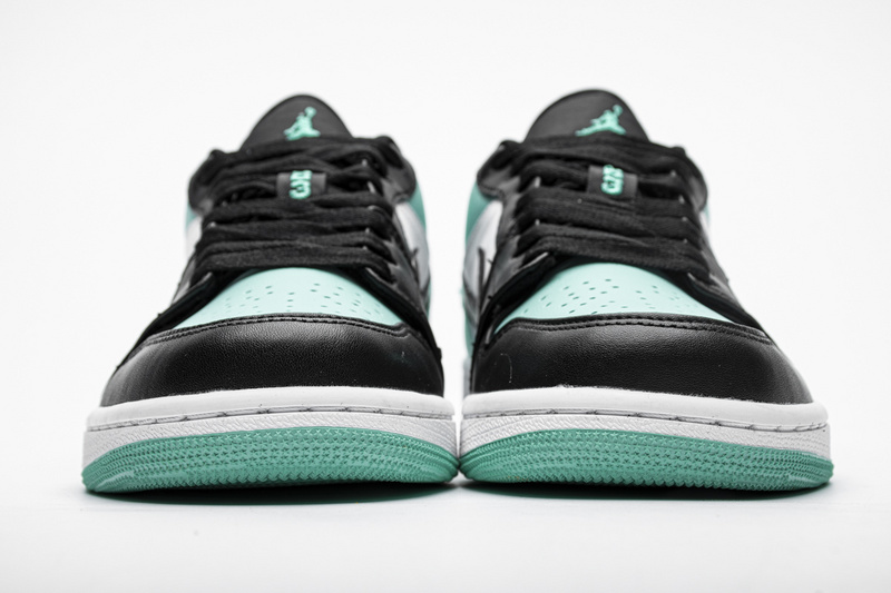 Nike Air Jordan 1 Low Emerald Toe 553558 117 4 - kickbulk.cc