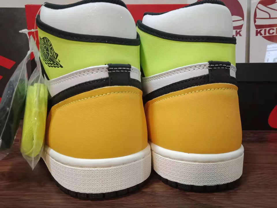 Nike Air Jordan 1 Retro High Og Volt Gold 555088 118 10 - kickbulk.cc