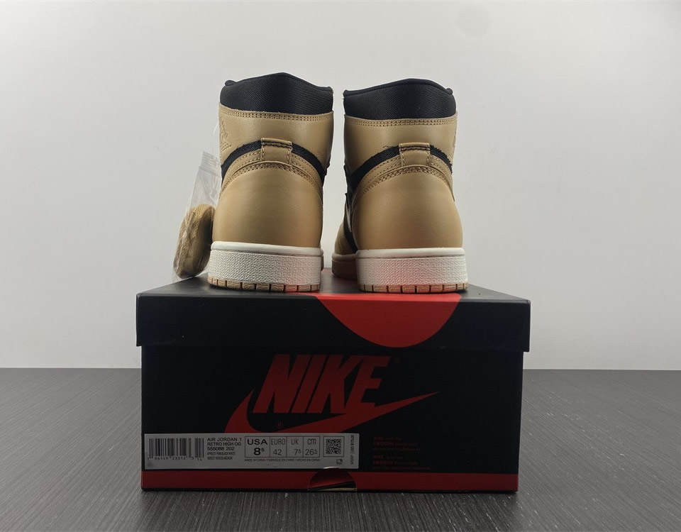 Air Jordan 1 Retro High Og Heirloom 555088 202 11 - kickbulk.cc