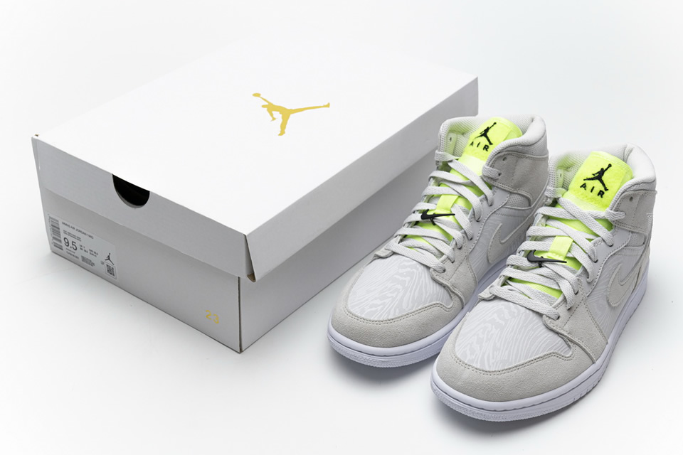 Nike Air Jordan 1 Grey Ghost Green Cv3018  001 4 - kickbulk.cc