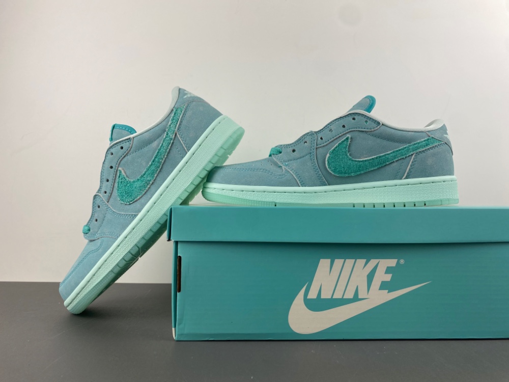 Air Jordan 1 Retro Low Og Washed Teal Wmns Hq8111 300 11 - kickbulk.cc