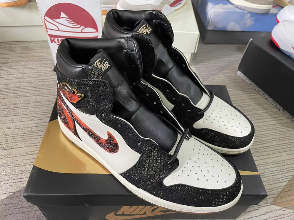 Air Jordan 1 Retro High Og Year Of The Snake Ib3165 091 11 - kickbulk.cc