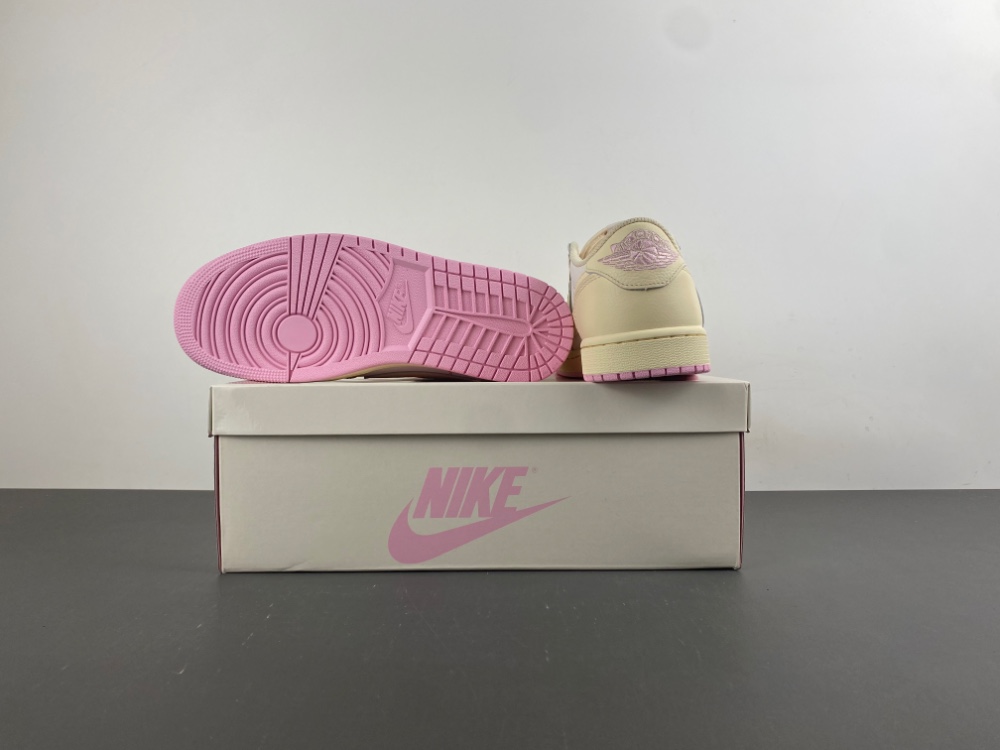Travis Scott Jordan 1 Retro Low Og Muslin Pink Iq7604 100 12 - kickbulk.cc Travis Scott Jordan 1 Retro Low Og Muslin Pink Iq7604 100 12 - kickbulk.cc