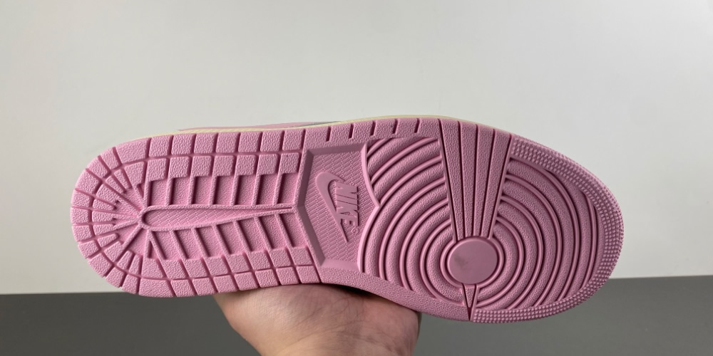 Travis Scott Jordan 1 Retro Low Og Muslin Pink Iq7604 100 9 - kickbulk.cc Travis Scott Jordan 1 Retro Low Og Muslin Pink Iq7604 100 9 - kickbulk.cc