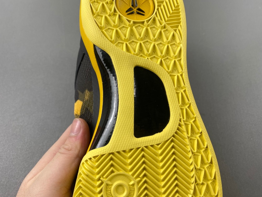 Nike Kobe 8 Xdr Black Yellow 555286 077 17 - kickbulk.cc
