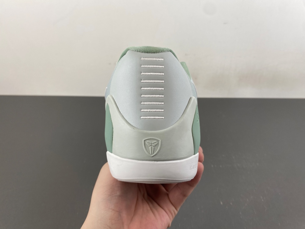 Nike Kobe 9 Low Em Protro Light Silver Ih1401 003 20 - kickbulk.cc Nike Kobe 9 Low Em Protro Light Silver Ih1401 003 20 - kickbulk.cc