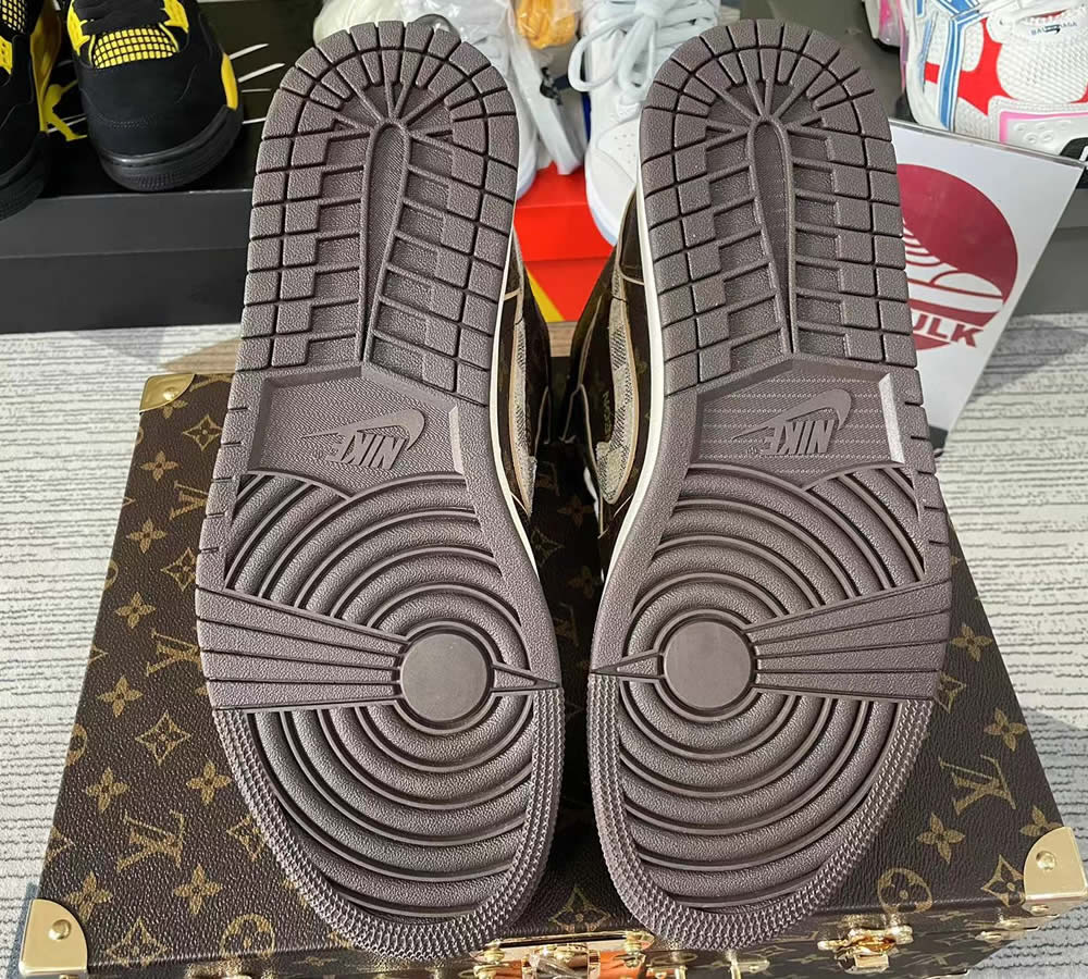 Louis Vuitton Air Force 1 High Special Box 8a8pyl 102 12 - kickbulk.cc