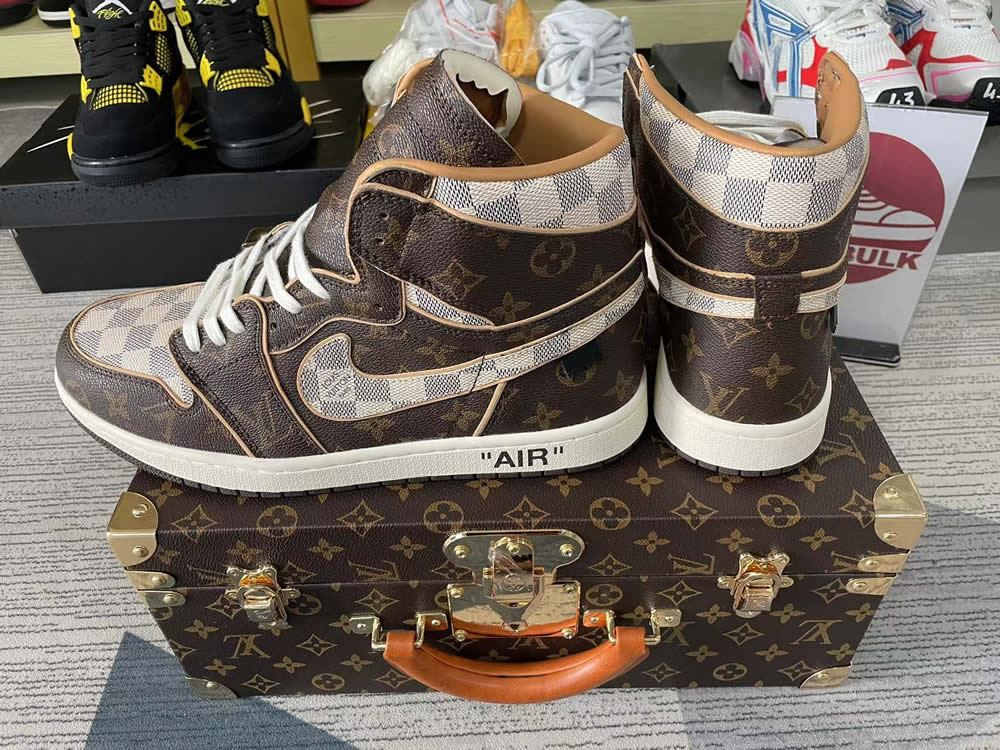 Louis Vuitton Air Force 1 High Special Box 8a8pyl 102 2 - kickbulk.cc