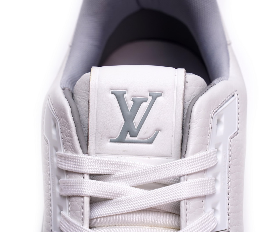 Louis Vuitton Trainer White Litchi Pattern Fd02219 2 6 - kickbulk.cc