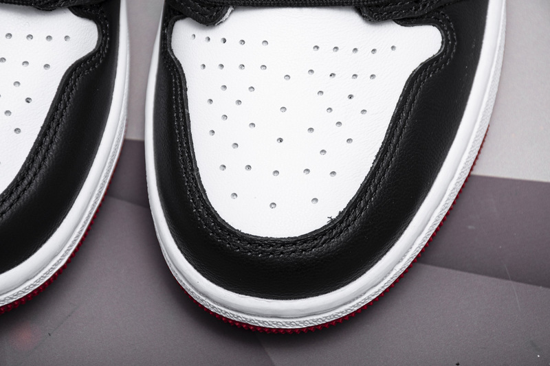 Nike Air Jordan 1 Wmns Retro High Satin Black Toe Cd0461 016 23 - kickbulk.cc