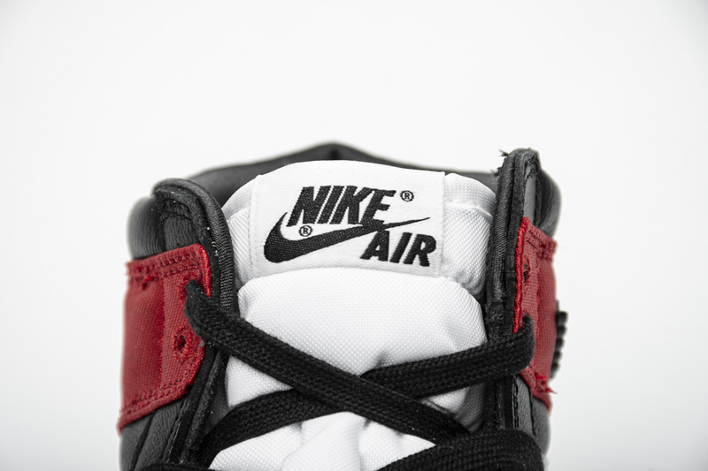 Nike Air Jordan 1 Wmns Retro High Satin Black Toe Cd0461 016 28 - kickbulk.cc
