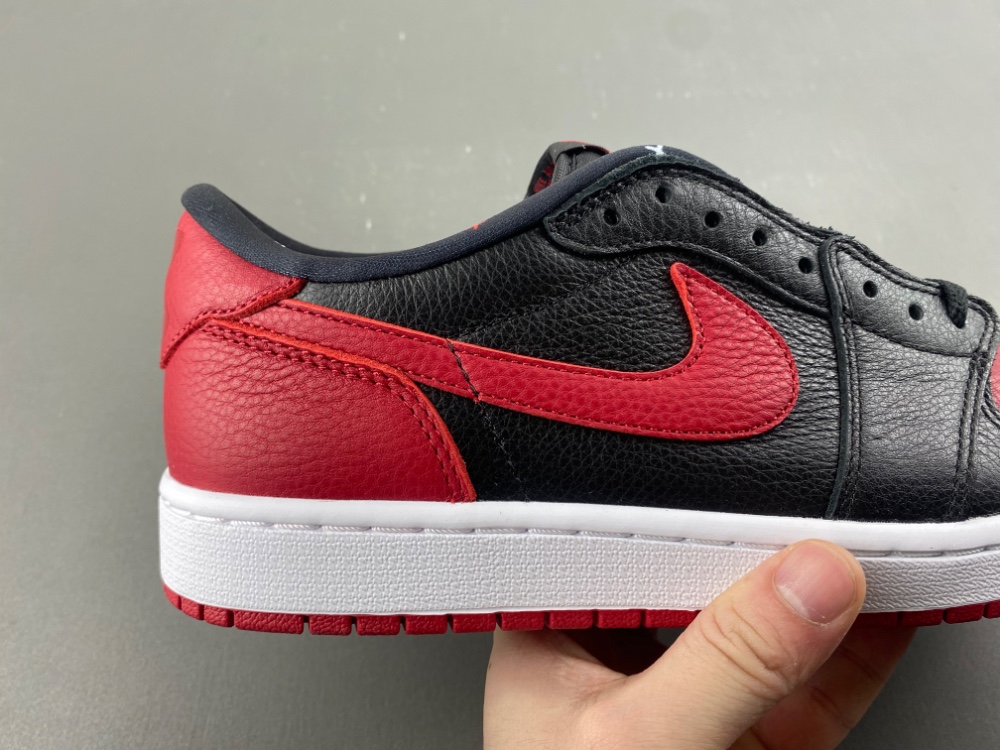 Air Jordan 1 Retro Low Og Banned 2026 Iw6276 001 16 - kickbulk.cc