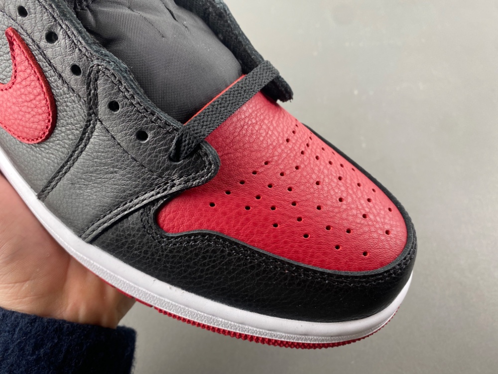 Air Jordan 1 Retro Low Og Banned 2026 Iw6276 001 17 - kickbulk.cc