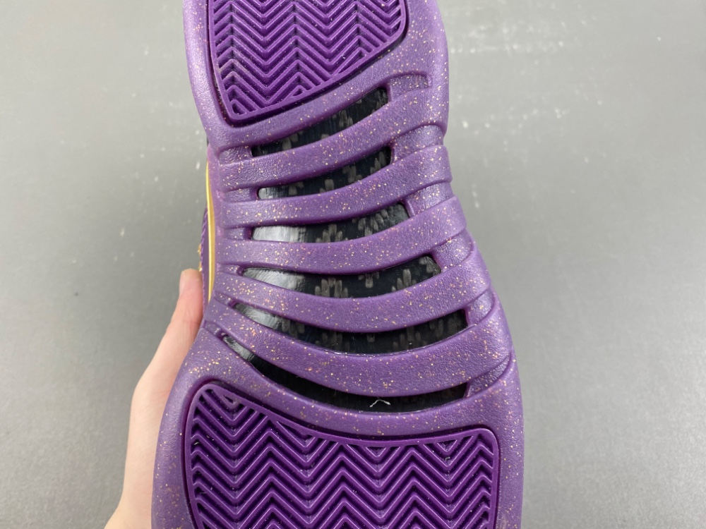 Air Jordan 12 Retro Sumo Iw1218 098 22 - kickbulk.cc Air Jordan 12 Retro Sumo Iw1218 098 22 - kickbulk.cc