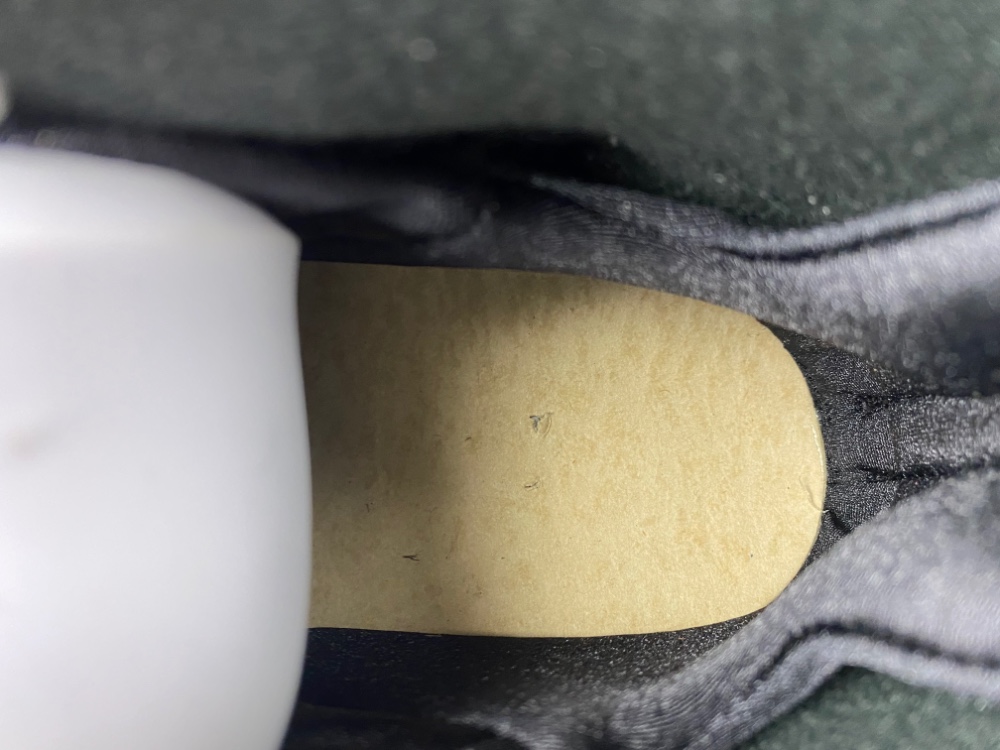 Air Jordan 8 Retro Bugs Bunny 2025 305381 100 22 - kickbulk.cc Air Jordan 8 Retro Bugs Bunny 2025 305381 100 22 - kickbulk.cc