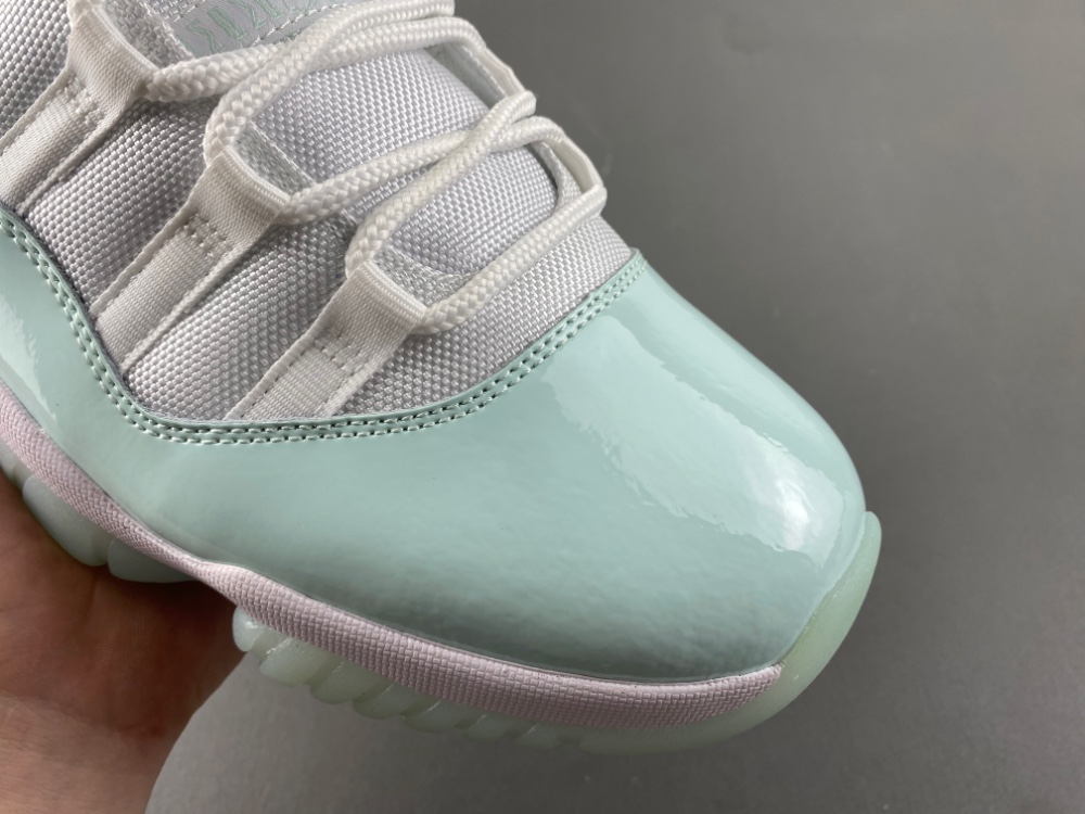 Air Jordan 11 Retro Low Igloo Wmns Ah7860 103 12 - kickbulk.cc