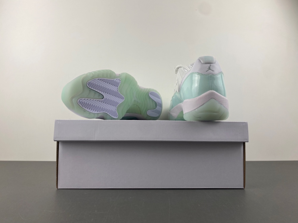 Air Jordan 11 Retro Low Igloo Wmns Ah7860 103 9 - kickbulk.cc