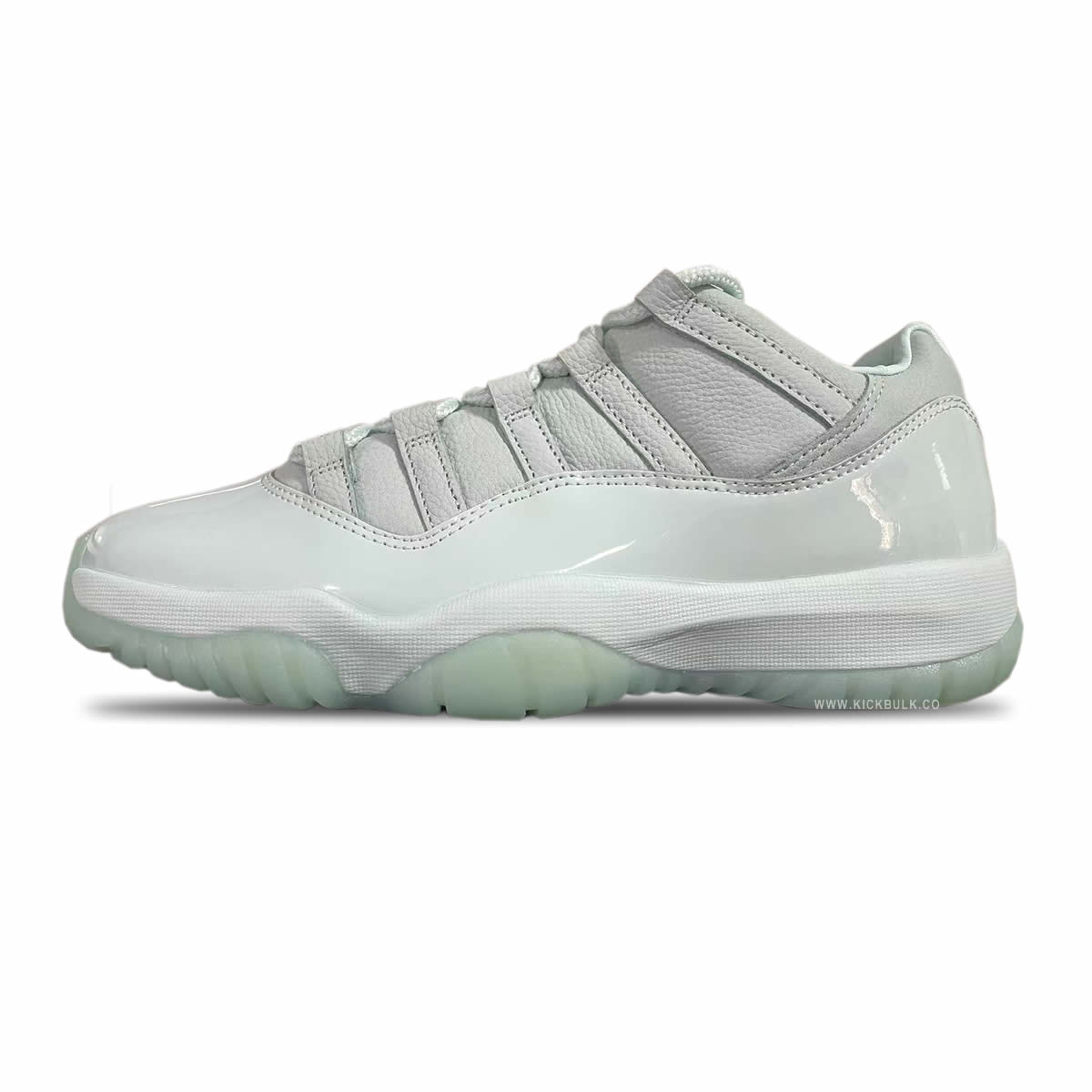 Jaide Air Jordan 11 Low Fiberglass Wmns Iw1882 300 1 - kickbulk.cc