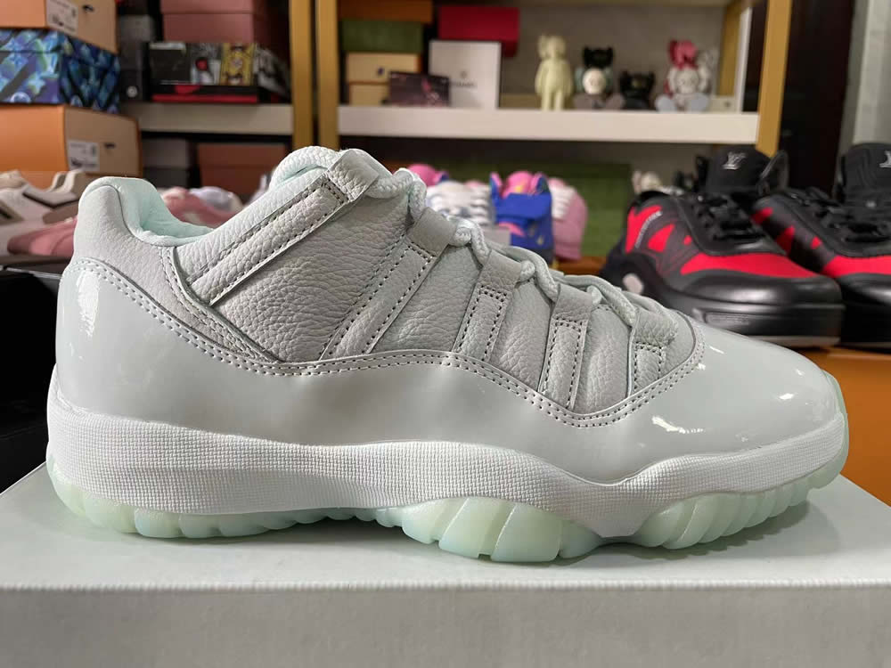 Jaide Air Jordan 11 Low Fiberglass Wmns Iw1882 300 6 - kickbulk.cc
