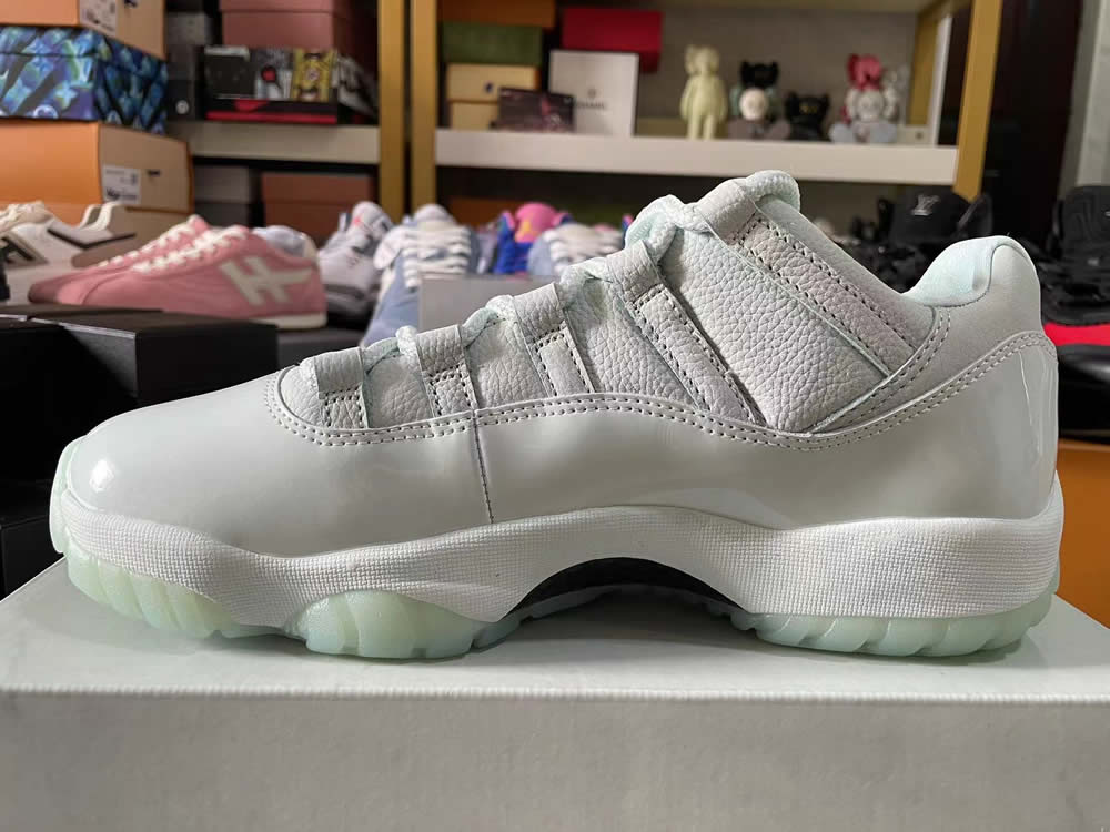 Jaide Air Jordan 11 Low Fiberglass Wmns Iw1882 300 7 - kickbulk.cc