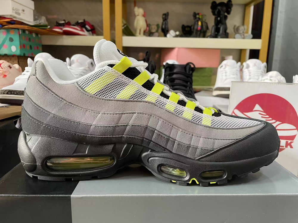 Air Max 95 Og Neon 2020 Ct1689 001 13 - kickbulk.cc