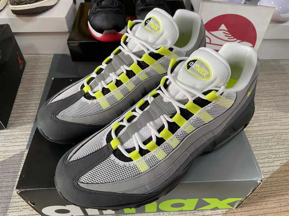 Air Max 95 Og Neon 2020 Ct1689 001 7 - kickbulk.cc