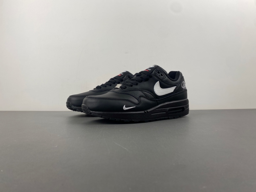 Supreme Air Max 1 87 Sp Black White Hf8813 001 1 - kickbulk.cc