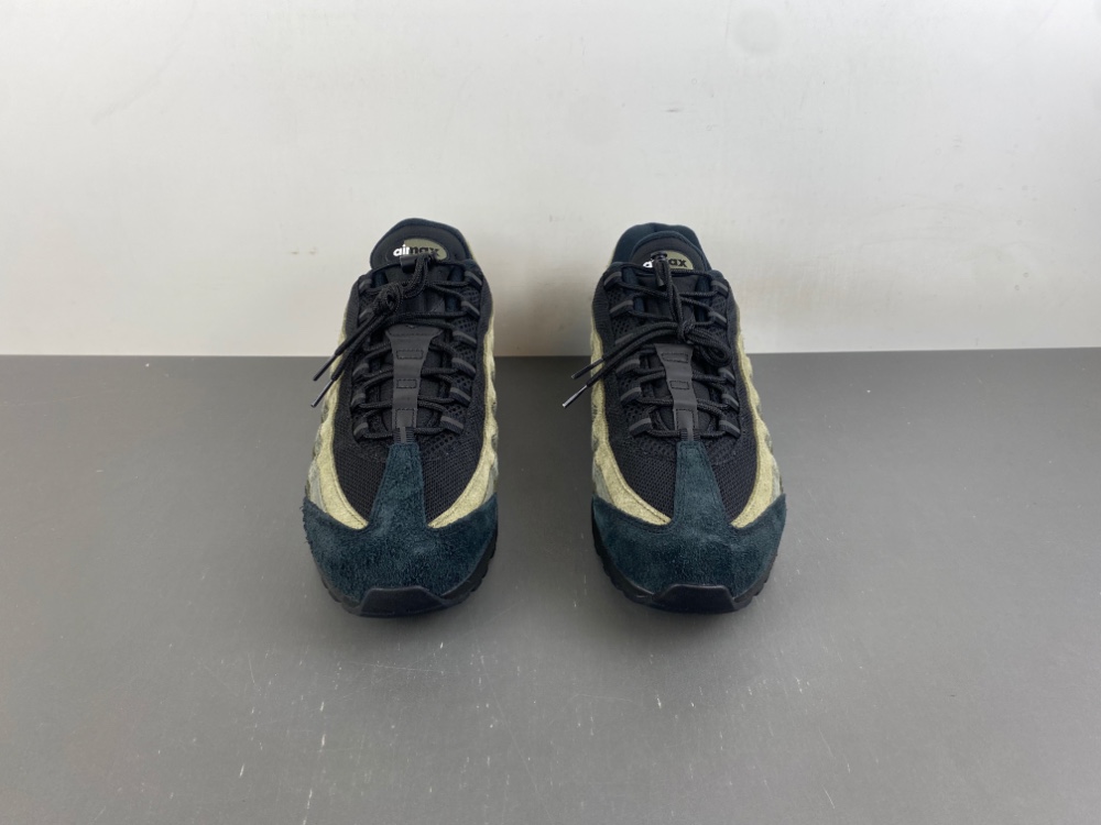 Undefeated Air Max 95 Medium Olive Ib4523 200 6 - kickbulk.cc