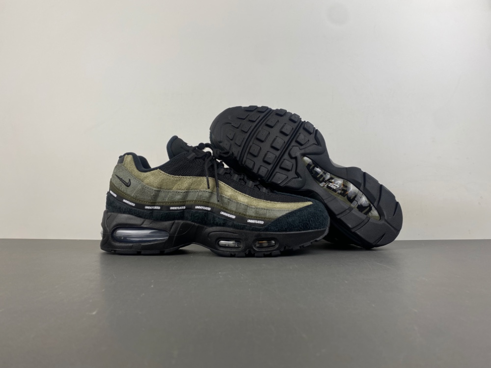 Undefeated Air Max 95 Medium Olive Ib4523 200 8 - kickbulk.cc