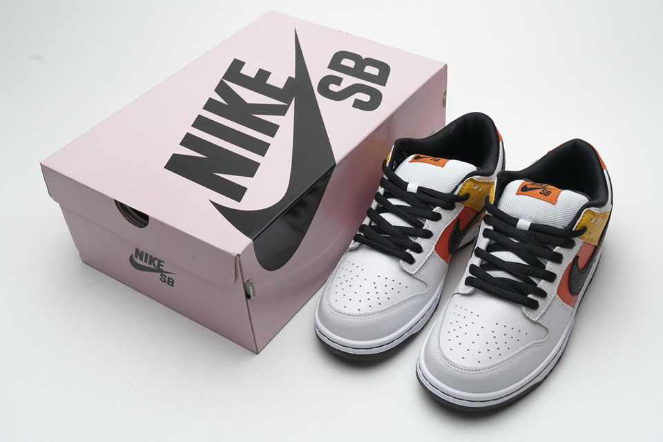 Nike Sb Dunk Low Raygun Home 304292 802 4 - www.kickbulk.cc